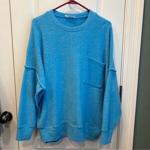 Zenana Women’s Sky Blue Oversized Long Sleeve Fleece Like Sweater Size S/M